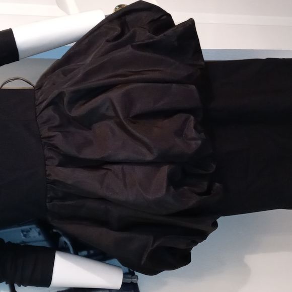 Peplum dress - Picture 3 of 7